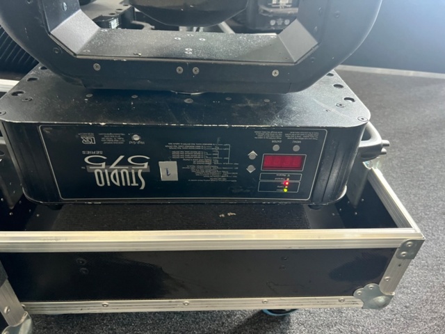 1385799-28 Road Hog full boar, med 8st  Studio Spot 575  Color Mix Light