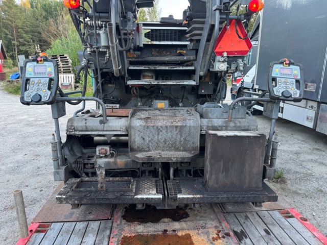 1199596-6 Vögele Super 1303-3i Asfaltläggare