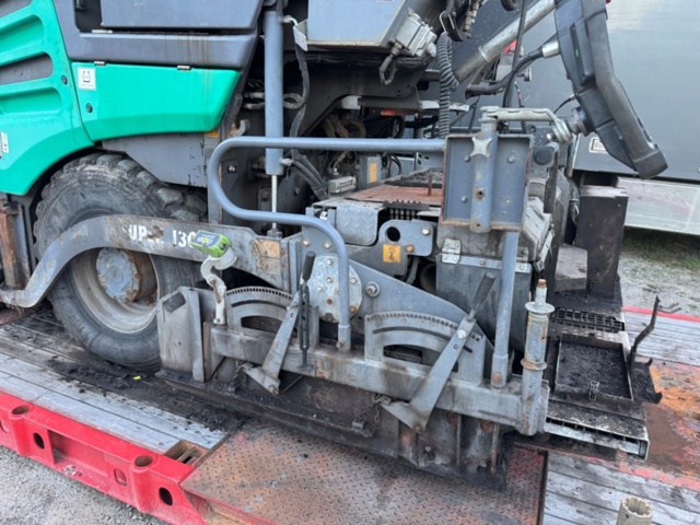 1199596-8 Vögele Super 1303-3i Asfaltläggare