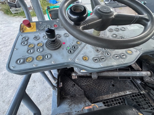 1199596-33 Vögele Super 1303-3i Asfaltläggare