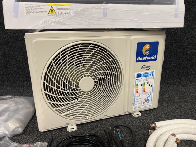 1415123-10 Luftvärmepump 12000 BTU för nordiskt klimat