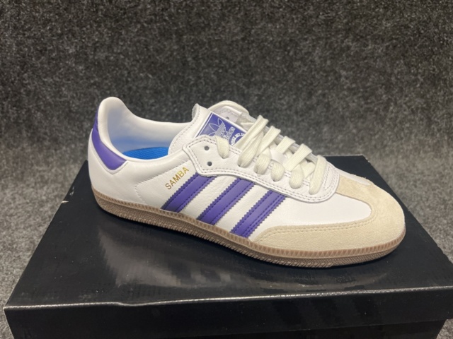 1415280-2 Skor Adidas Samba ADV, Strl 46