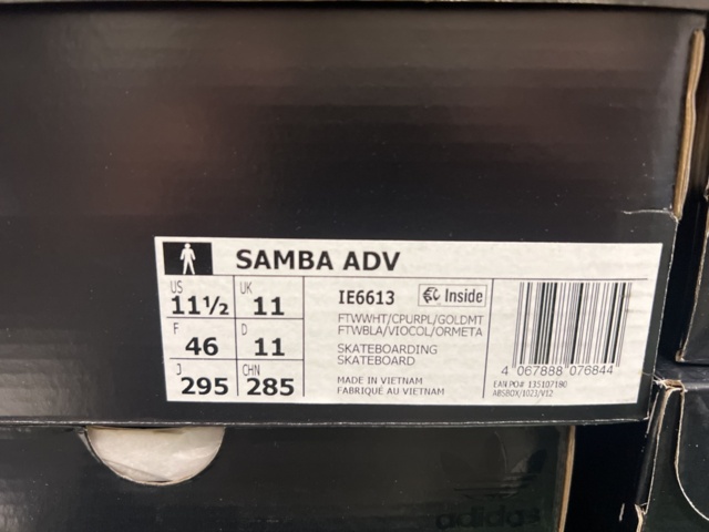 1415280-3 Skor Adidas Samba ADV, Strl 46