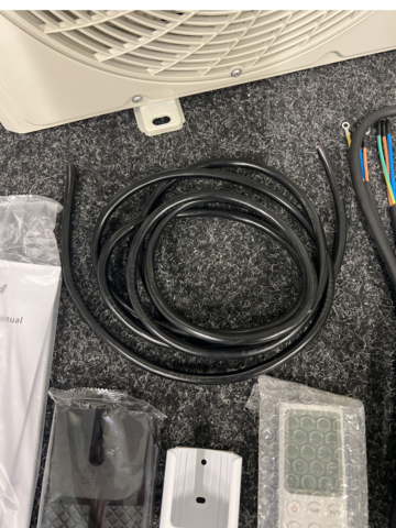 1415177-15 5 st Luftvärmepumpar 12000 BTU för nordiskt klimat