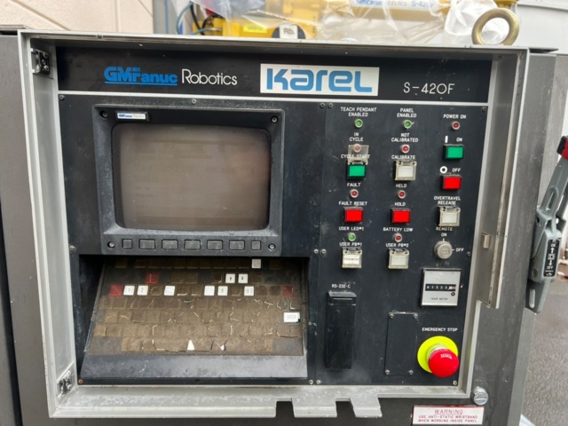 1415452-4 2 st industrirobotar Fanuc S 420F