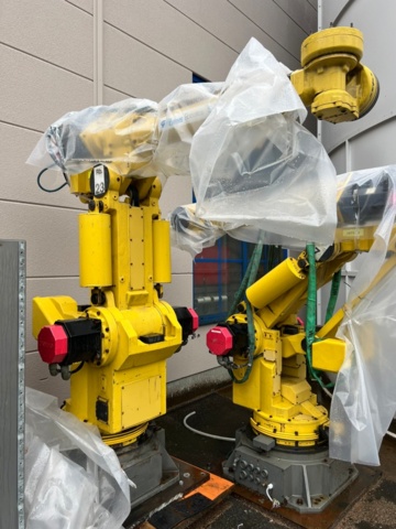 1415452-6 2 st industrirobotar Fanuc S 420F