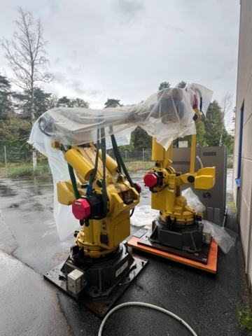 1415452-1 2 st industrirobotar Fanuc S 420F