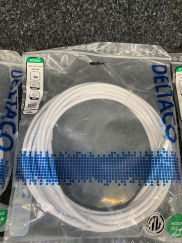 1414750-3 10 st nätverkskablar á 10m, Deltaco