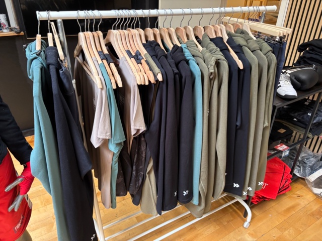 1367902-3 Träningskläder och träningsutrustning "Fightness"