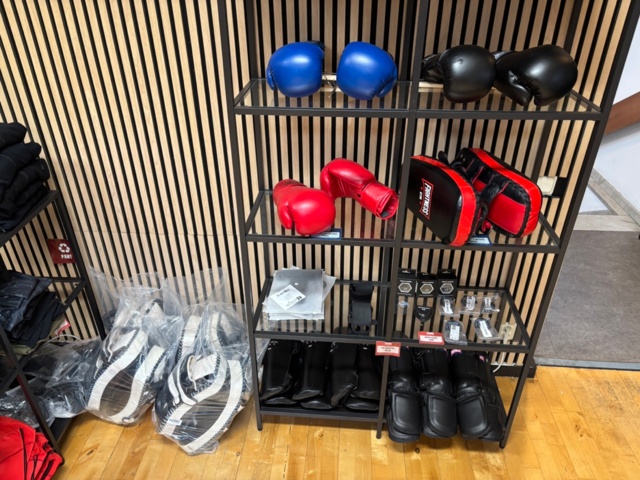 1367902-5 Träningskläder och träningsutrustning "Fightness"