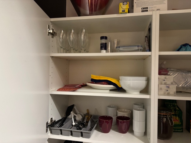 1367904-3 Köksutensilier och städförbrukning