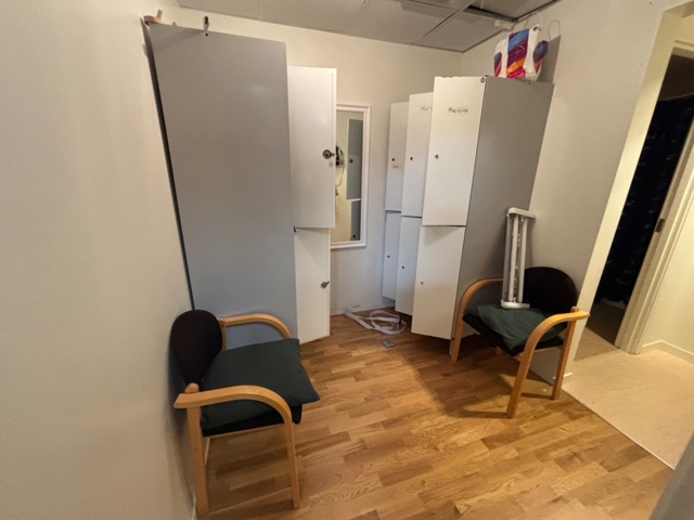 1367905-1 Omklädningsskåp 12 fack