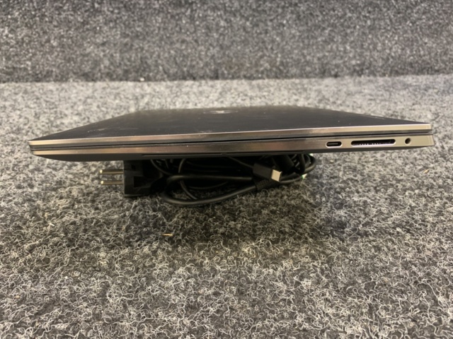 1415579-9 Dell Precision 5550 Laptop