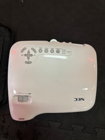 1367926-2 Projector NEC LT25