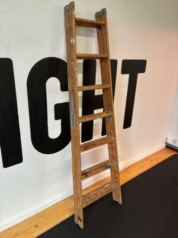 1367927-2 Pinnstege 2,1 meter