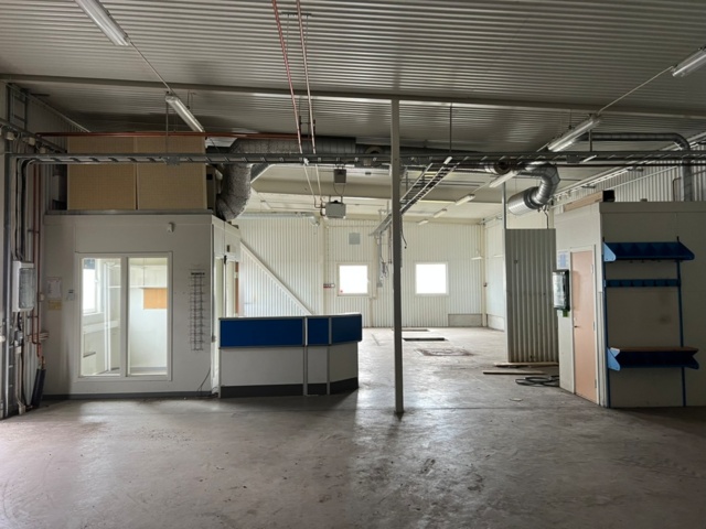 1415663-13 315 m² Industrilokal för nedmontering