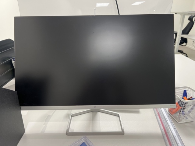 1384528-1 Skärmar 2 st - Samsung & HP