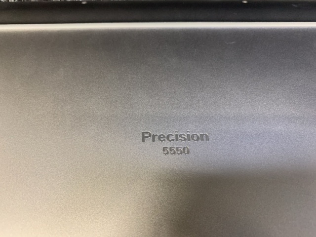 1415587-4 Laptop Dell Precision 5550 15,6"  (Saknar laddare)