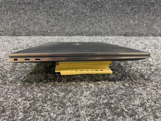 1415587-8 Laptop Dell Precision 5550 15,6"  (Saknar laddare)