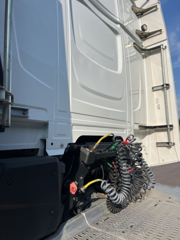 1351309-15 Dragbil XF 480 FTG DAF Automat, -2023