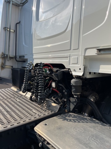 1351309-22 Dragbil XF 480 FTG DAF Automat, -2023