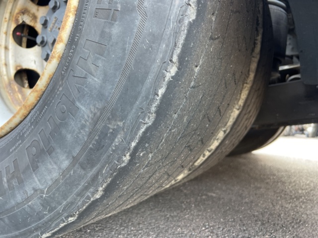 1351309-28 Dragbil XF 480 FTG DAF Automat, -2023