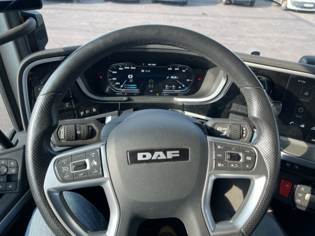 1351309-36 Dragbil XF 480 FTG DAF Automat, -2023