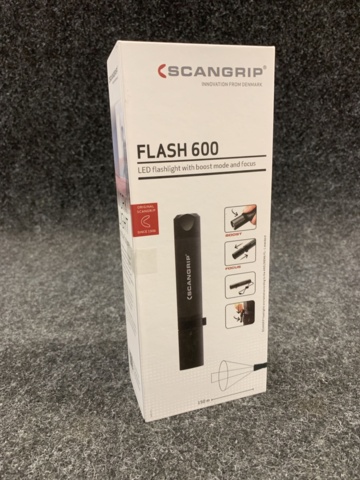 1416096-3 Ficklampa Scangrip Flash 600