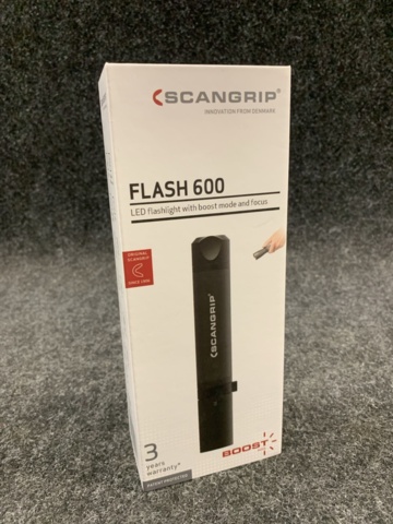 1416096-4 Ficklampa Scangrip Flash 600