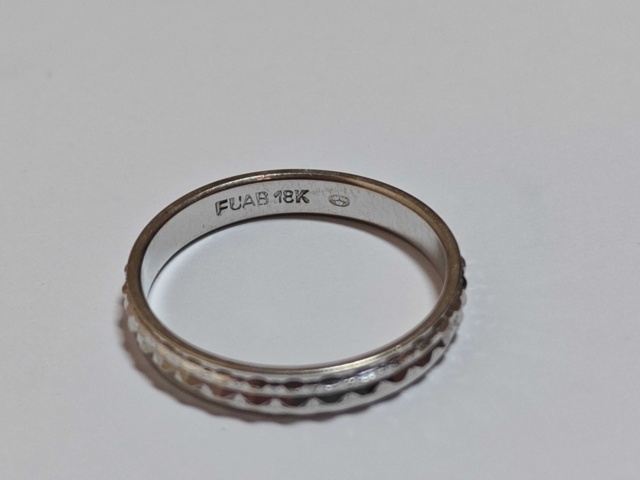 1400531-3 Ringar i vitguld 18K - 6 st