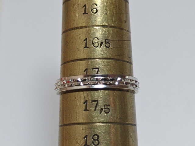 1400531-4 Ringar i vitguld 18K - 6 st