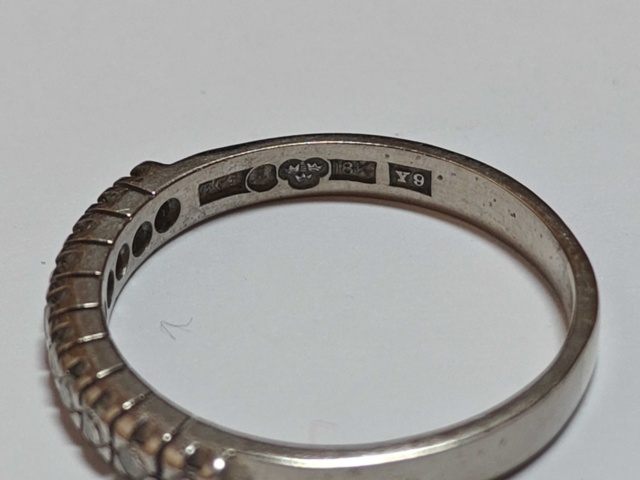 1400531-9 Ringar i vitguld 18K - 6 st