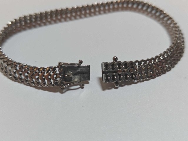 1400534-3 Armband vitguld 18K - 2 st