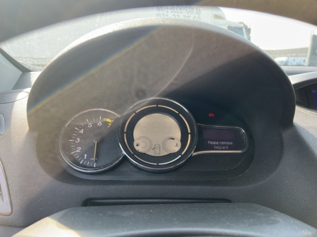 1351311-21 Renault Mégane Grandtour 1.6 VVT Manuell, 110hk, -2013 (Reparationsobjekt)