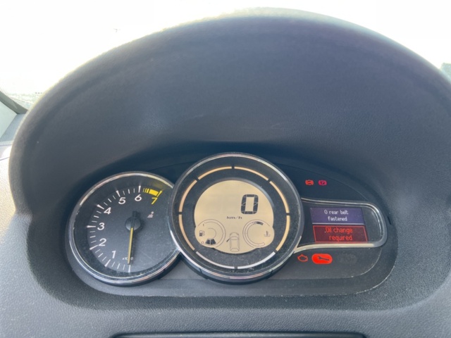 1351311-24 Renault Mégane Grandtour 1.6 VVT Manuell, 110hk, -2013 (Reparationsobjekt)