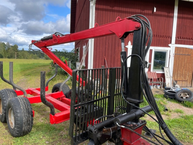 1416200-4 Skogskärra Patu 480