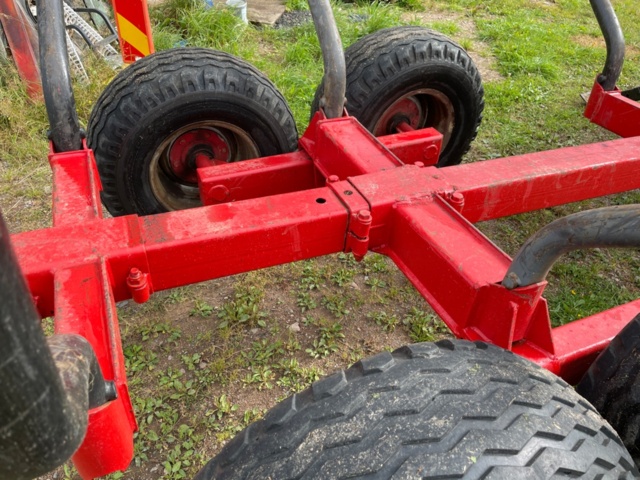 1416200-10 Skogskärra Patu 480