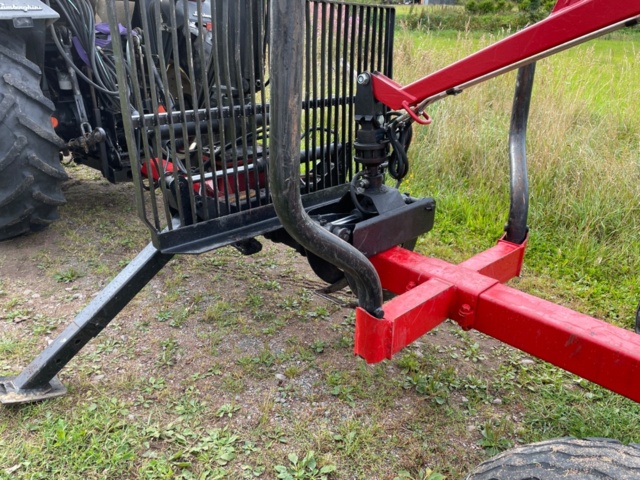 1416200-15 Skogskärra Patu 480