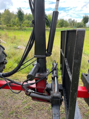 1416200-16 Skogskärra Patu 480