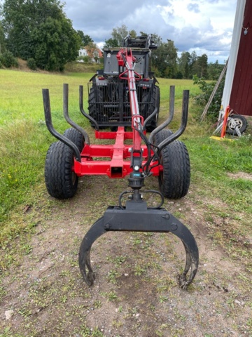 1416200-19 Skogskärra Patu 480