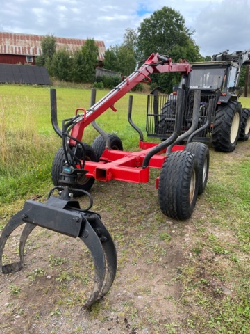 1416200-21 Skogskärra Patu 480