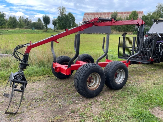 1416200-22 Skogskärra Patu 480