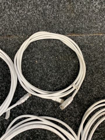 1414763-4 10 st nätverkskablar á 3m, Deltaco