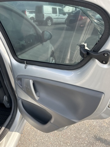 1383237-23 Toyota Aygo 5-dörrar 1.0 VVT-i MultiMode, 68hk, 2010