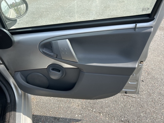 1383237-27 Toyota Aygo 5-dörrar 1.0 VVT-i MultiMode, 68hk, 2010