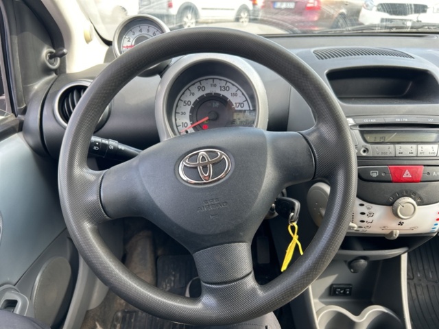 1383237-11 Toyota Aygo 5-dörrar 1.0 VVT-i MultiMode, 68hk, 2010