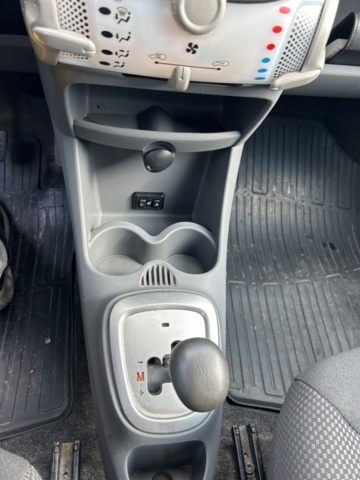 1383237-15 Toyota Aygo 5-dörrar 1.0 VVT-i MultiMode, 68hk, 2010