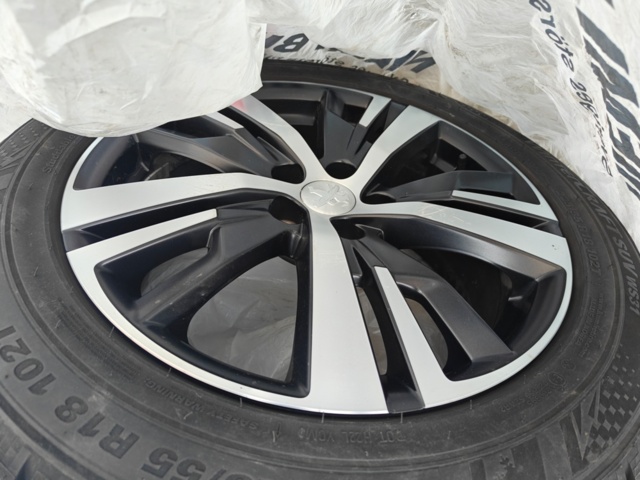 1400540-65 Peugeot 3008 HYBRID4 300 EAT, 300hk, 2021