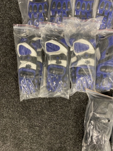 1396583-15 49 st Mc-handskar Check One, Strl S-XL