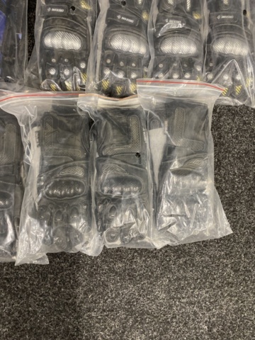 1396583-18 49 st Mc-handskar Check One, Strl S-XL